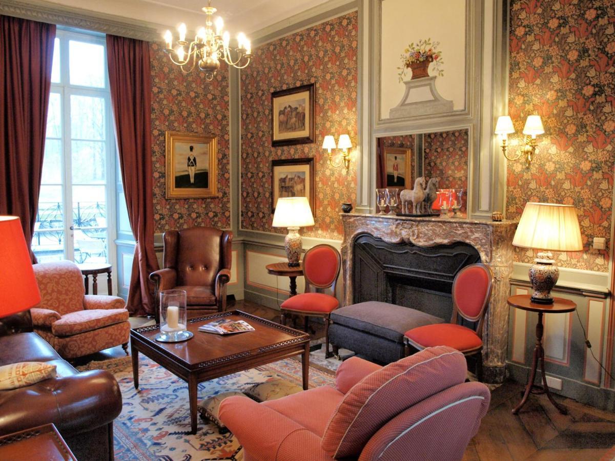 Chateau Jemeppe Marche-en-Famenne Buitenkant foto