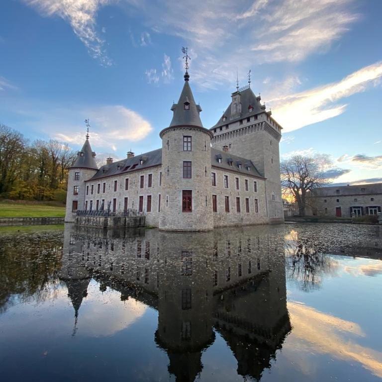 Chateau Jemeppe Marche-en-Famenne Buitenkant foto